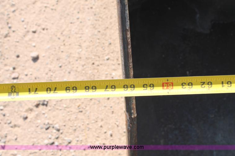 image for item L4392 2008 Gehl 5240 skid steer