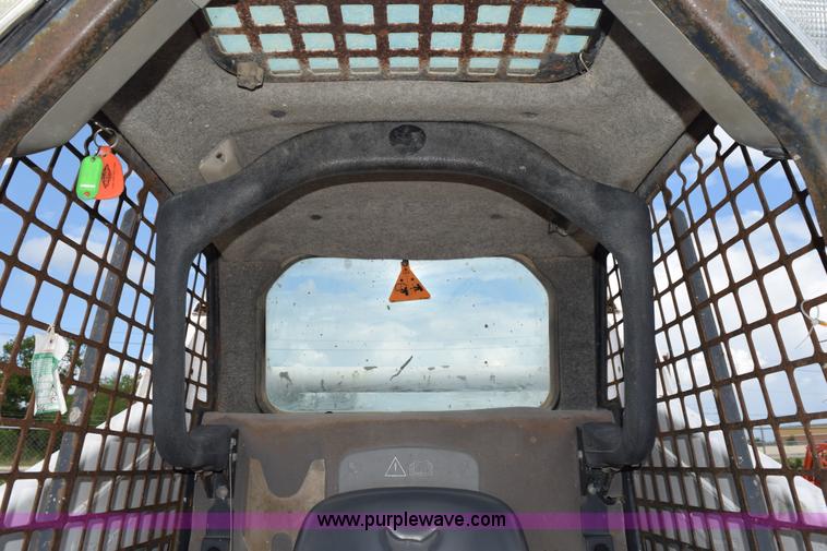 image for item L5785 2007 Bobcat T190 skid steer