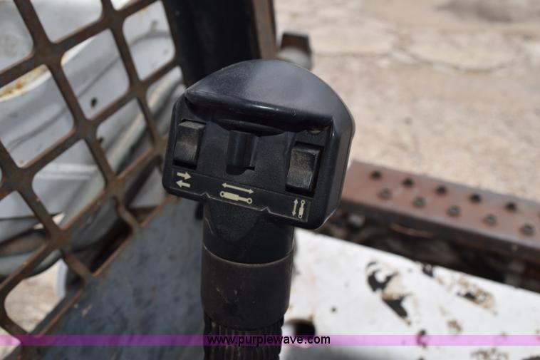 image for item L5785 2007 Bobcat T190 skid steer