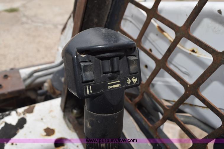 image for item L5785 2007 Bobcat T190 skid steer