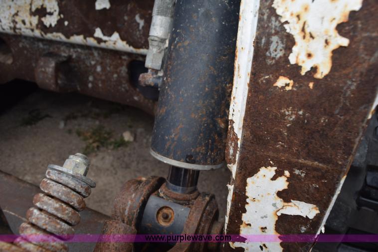 image for item L5785 2007 Bobcat T190 skid steer
