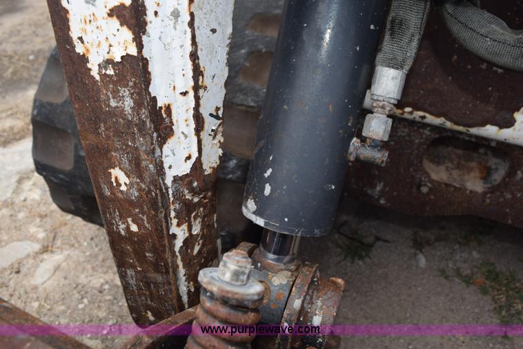 image for item L5785 2007 Bobcat T190 skid steer