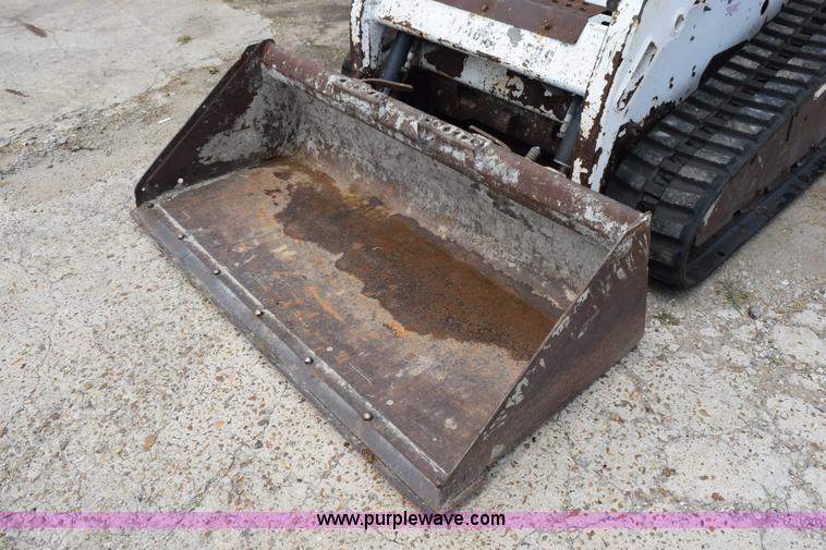 image for item L5785 2007 Bobcat T190 skid steer