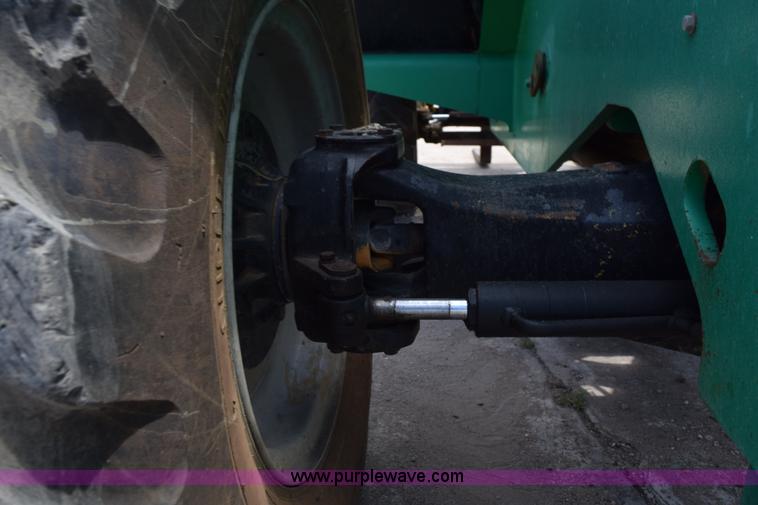 image for item L5788 2007 JCB 506C telehandler