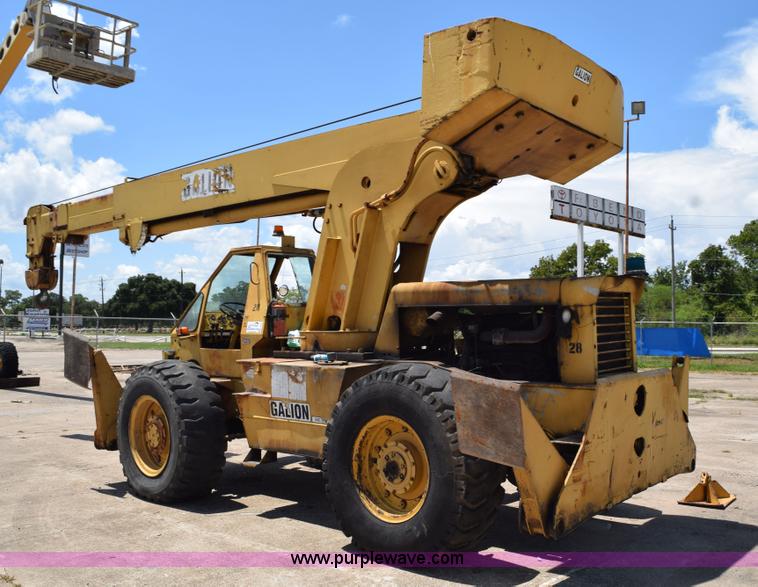 image for item L5789 1982 Galion 150A hydraulic crane