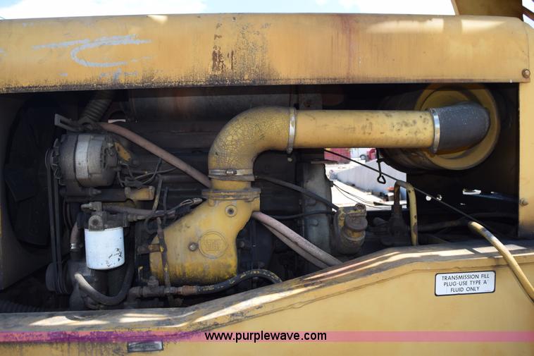 image for item L5789 1982 Galion 150A hydraulic crane