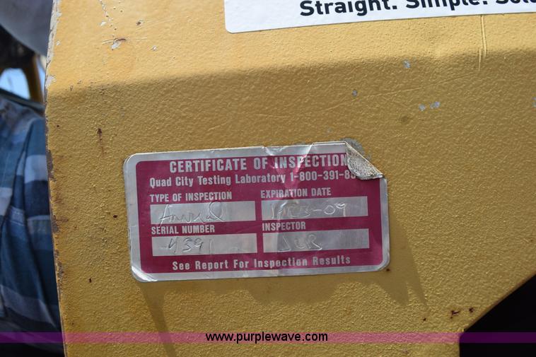 image for item L5789 1982 Galion 150A hydraulic crane