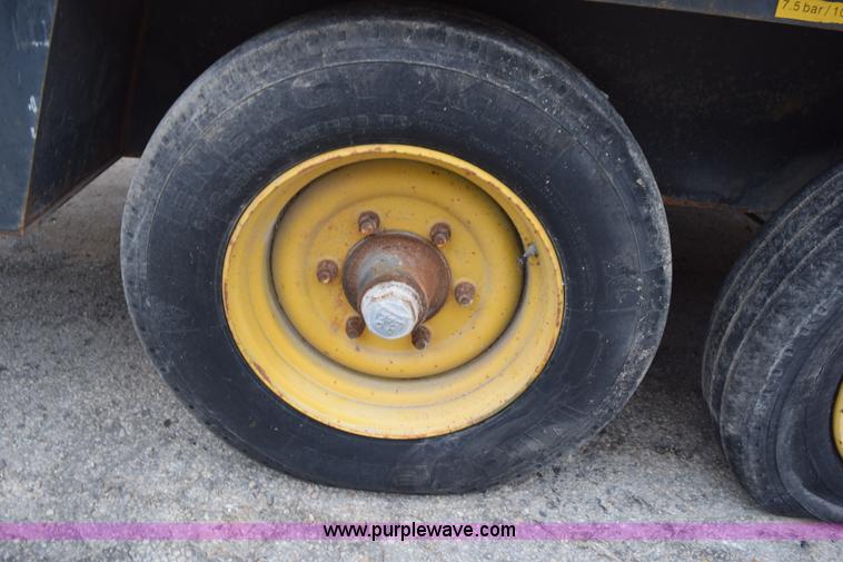 image for item L5792 2004 Atlas Copco XASE1600GD air compressor