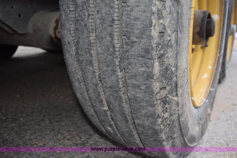 image for item L5792 2004 Atlas Copco XASE1600GD air compressor