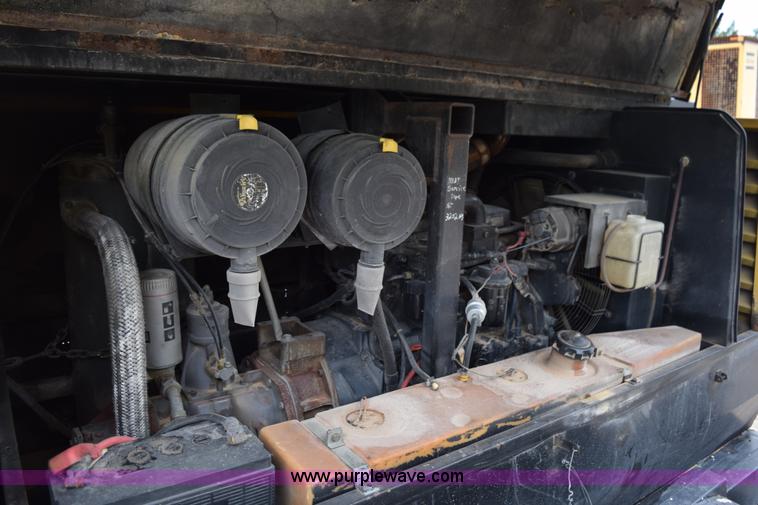 image for item L5793 2003 Atlas Copco XAS186 air compressor