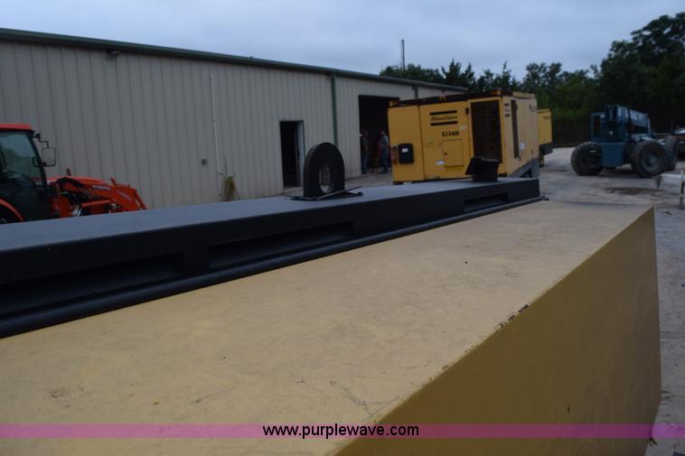 image for item L5793 2003 Atlas Copco XAS186 air compressor