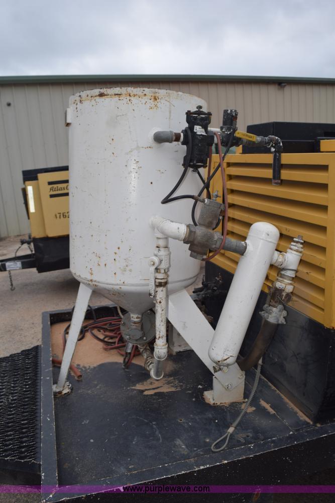 image for item L5793 2003 Atlas Copco XAS186 air compressor