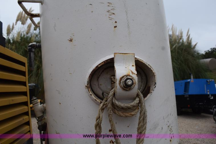 image for item L5793 2003 Atlas Copco XAS186 air compressor