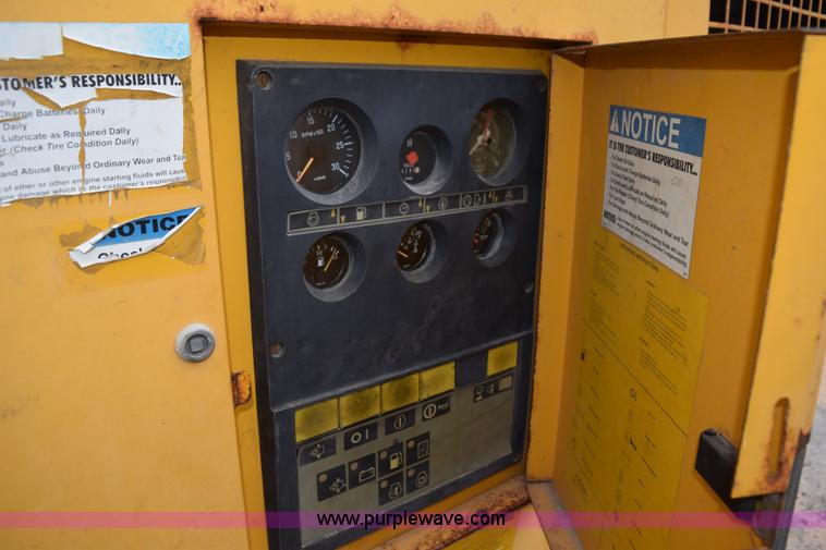 image for item L5796 2002 Atlas Copco XASE1600 air compressor