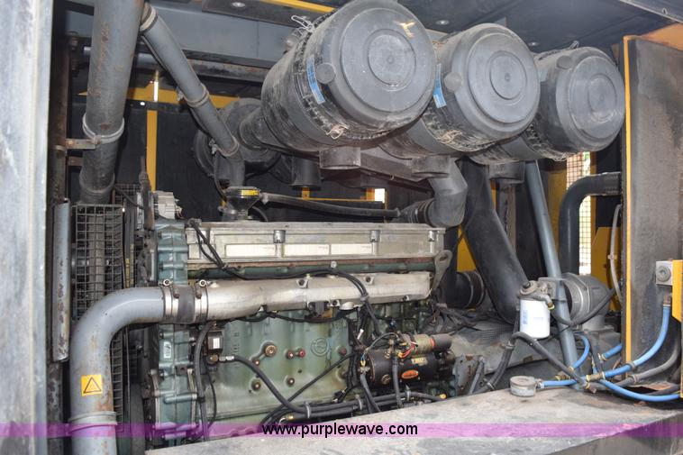 image for item L5796 2002 Atlas Copco XASE1600 air compressor