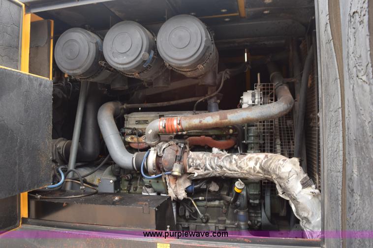 image for item L5796 2002 Atlas Copco XASE1600 air compressor