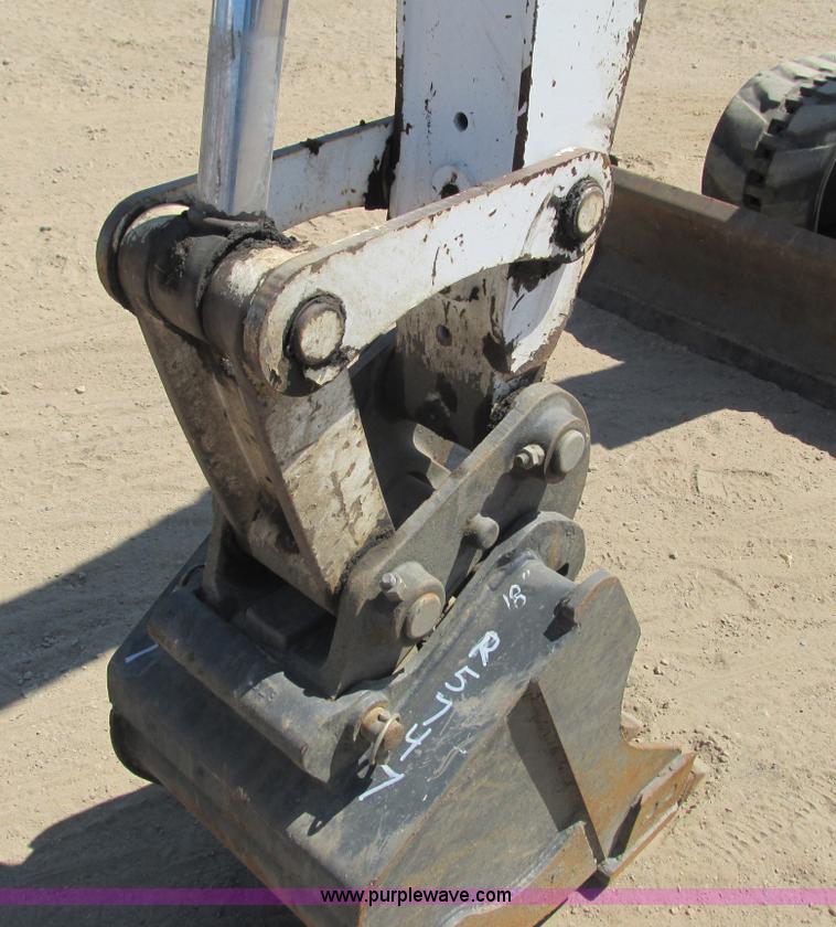 image for item K6528 2005 Bobcat 341G compact excavator