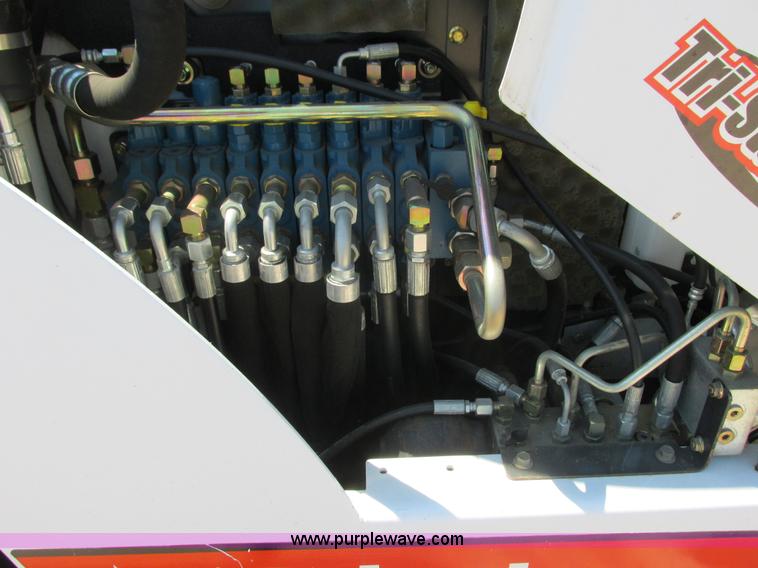 image for item K6528 2005 Bobcat 341G compact excavator