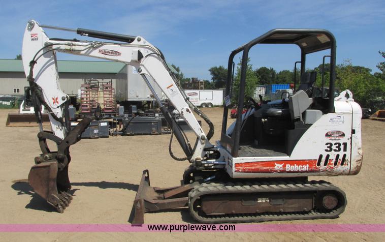 image for item K6529 2007 Bobcat 331G compact excavator