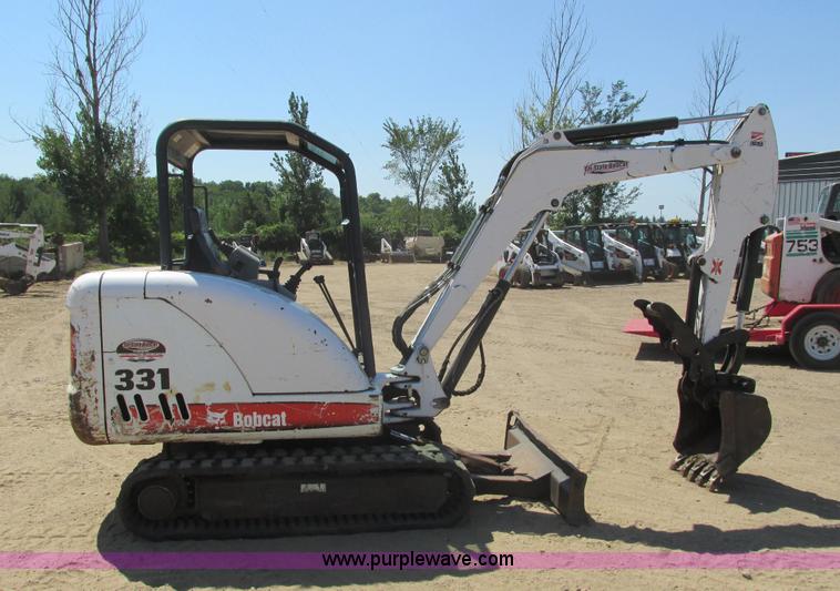 image for item K6529 2007 Bobcat 331G compact excavator