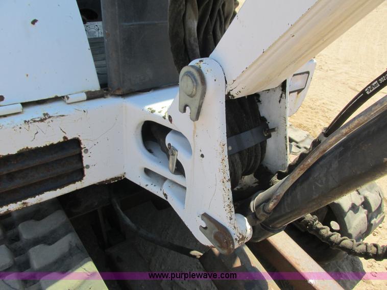 image for item K6529 2007 Bobcat 331G compact excavator