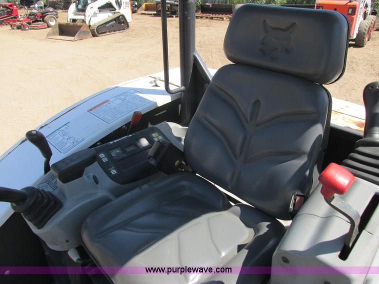 image for item K6529 2007 Bobcat 331G compact excavator