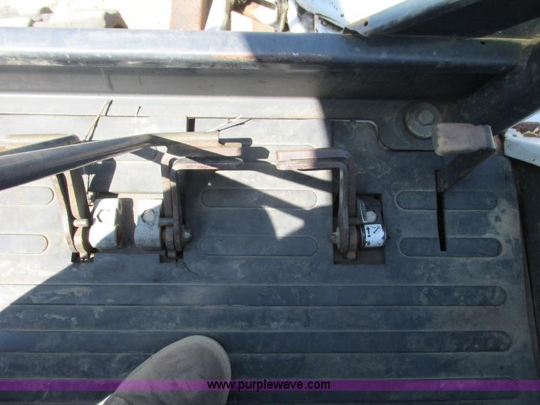 image for item K6529 2007 Bobcat 331G compact excavator