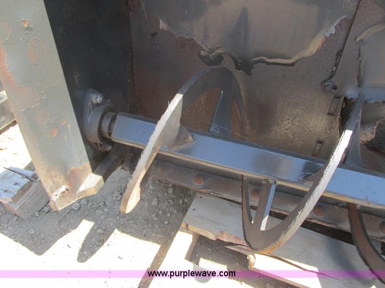 image for item K6531 Bobcat SB200X60 skid steer snow blower