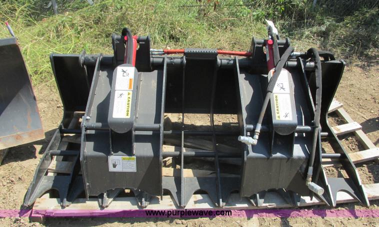 image for item K6532 Lowe G-72A root grapple bucket