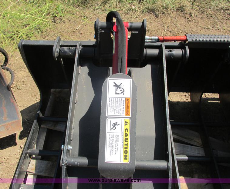 image for item K6532 Lowe G-72A root grapple bucket