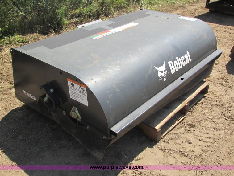 image for item K6538 2014 Bobcat 72 Sweeper skid steer pickup sweeper