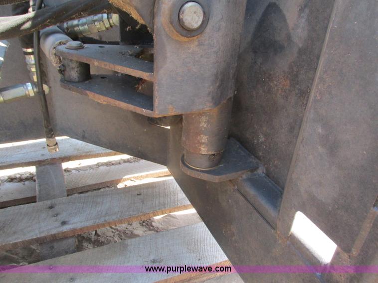 image for item K6539 Bobcat SG60 skid steer stump grinder