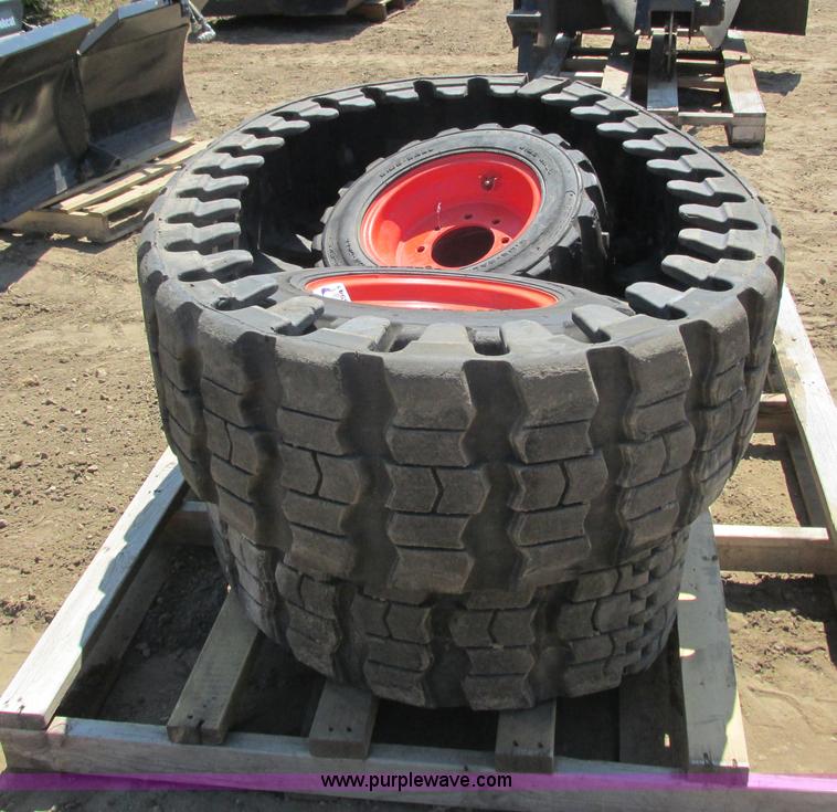 image for item K6541 Solideal skid steer tracks