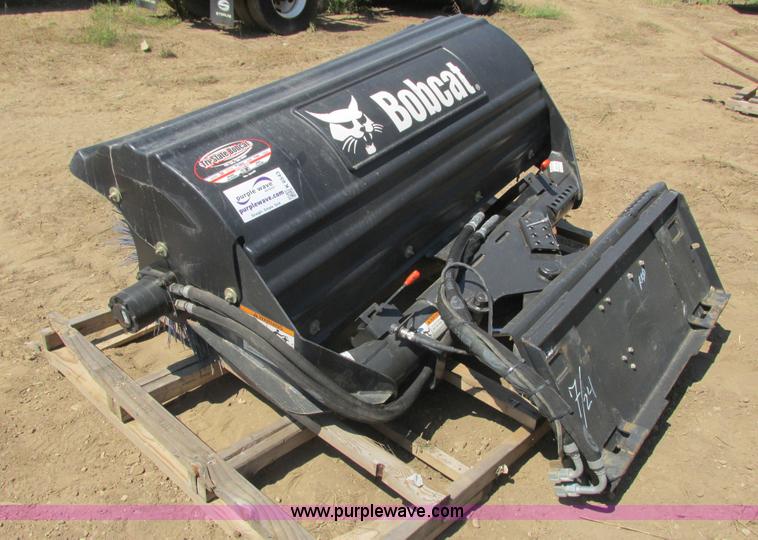 image for item K6543 2014 Bobcat 68 skid steer angle broom