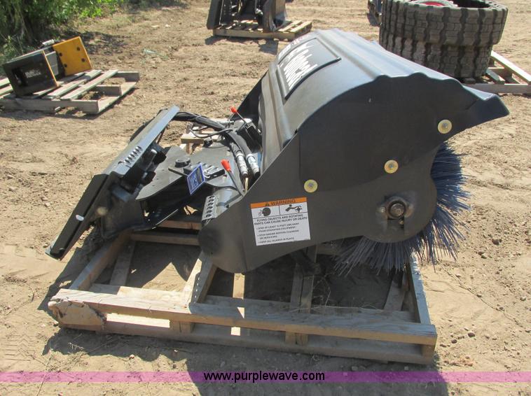 image for item K6543 2014 Bobcat 68 skid steer angle broom