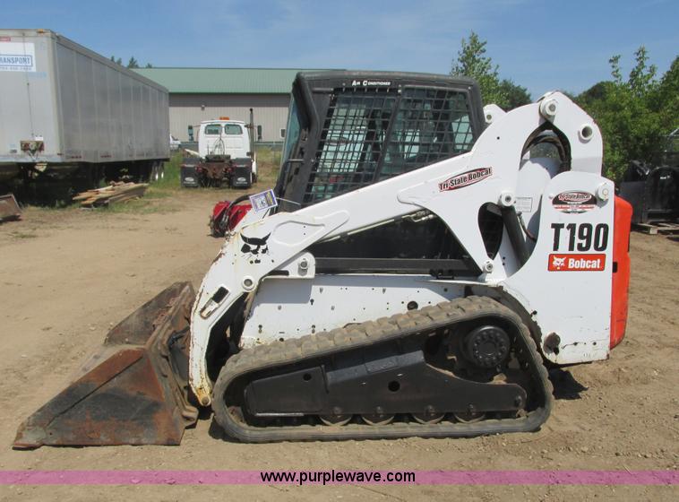 image for item K6548 2009 Bobcat T190 skid steer