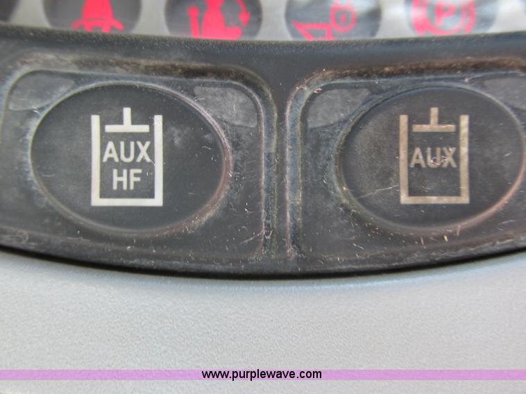 image for item K6548 2009 Bobcat T190 skid steer