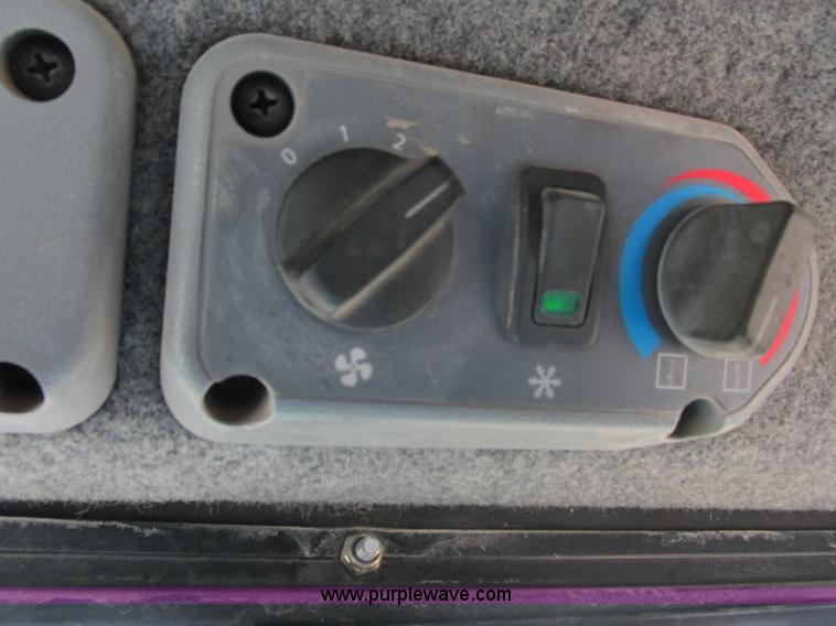 image for item K6548 2009 Bobcat T190 skid steer