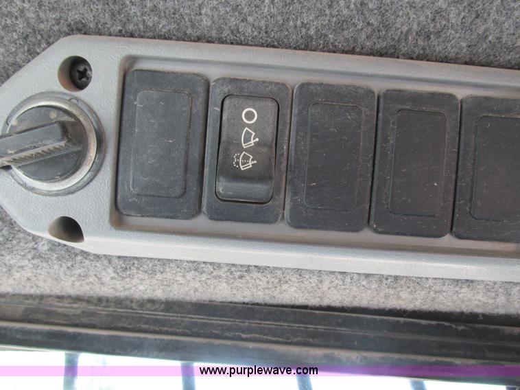 image for item K6548 2009 Bobcat T190 skid steer