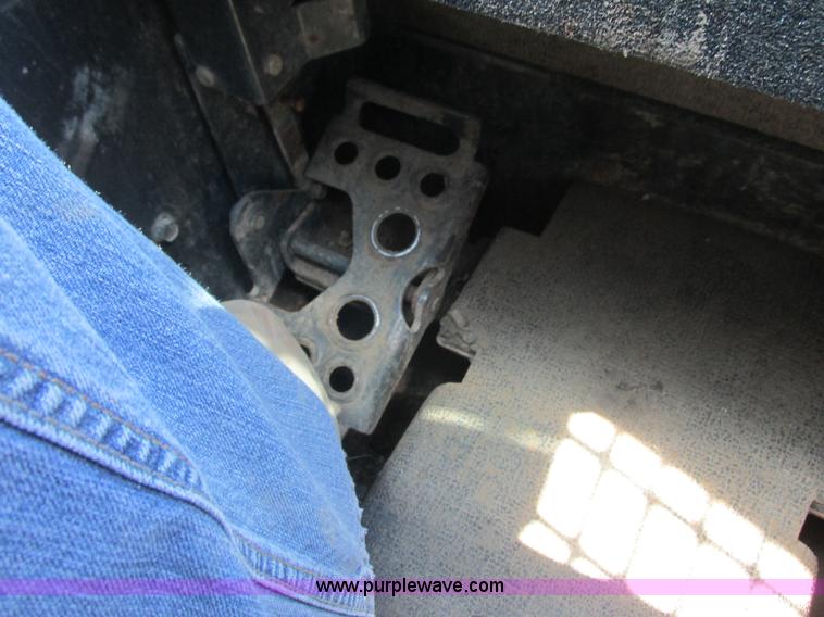 image for item K6548 2009 Bobcat T190 skid steer