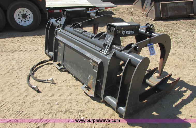 image for item K6555 2013 Bobcat GRPL82Root grapple bucket