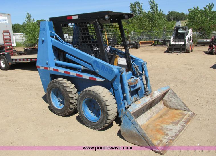 image for item K6557 1999 Case 1840 skid steer