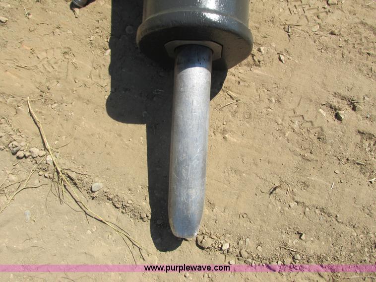 image for item K6559 Bobcat HB1180 hydraulic breaker