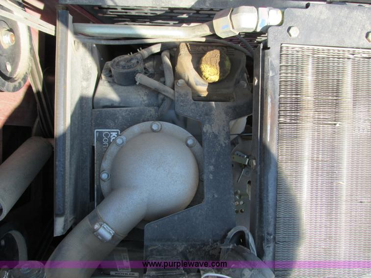 image for item K6562 2014 Toro Dingo TX427 walk behind skid steer