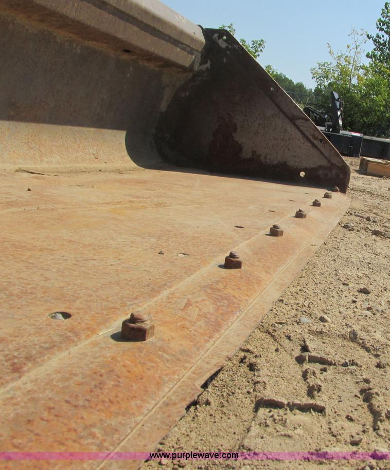 image for item K6563 2012 Bobcat S750 skid steer