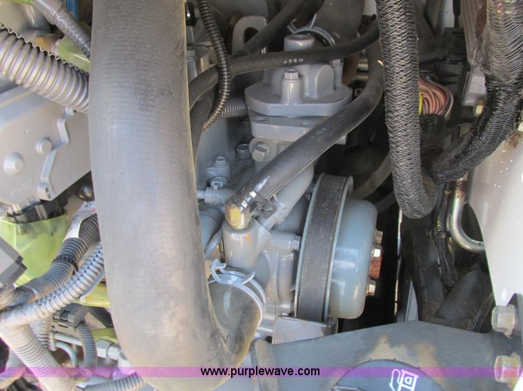 image for item K6563 2012 Bobcat S750 skid steer