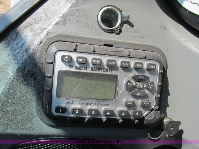 image for item K6563 2012 Bobcat S750 skid steer