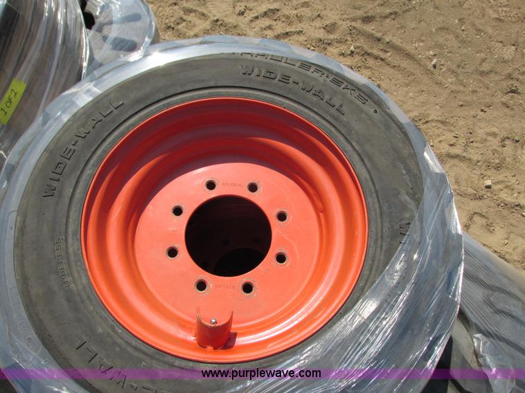 image for item K6567 Solideal rubber tracks