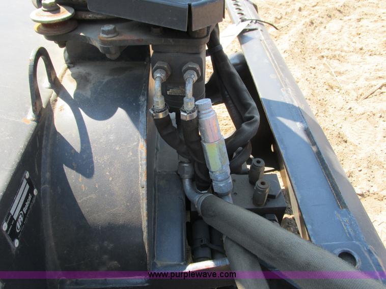 image for item K6569 Bobcat SB200X66 snow blower