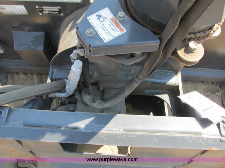 image for item K6569 Bobcat SB200X66 snow blower